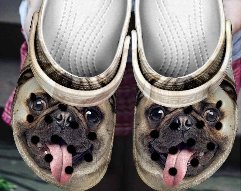 footwearmerch-pug-clog-shoes-qhgeu